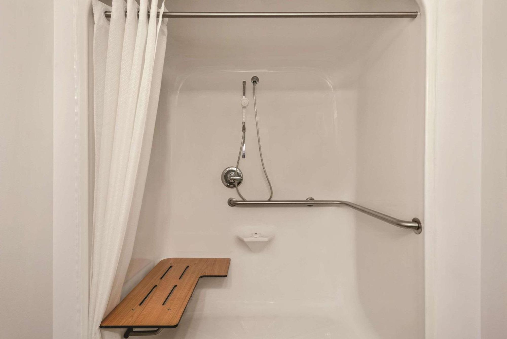 Country Inn & Suites By Radisson, Green Bay East, Wi Extérieur photo