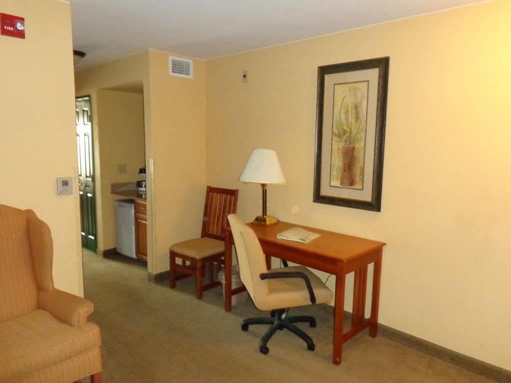 Country Inn & Suites By Radisson, Green Bay East, Wi Extérieur photo